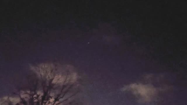 Drones Repeatedly Seen Over Scott Afb, Il 18 Dec 2024