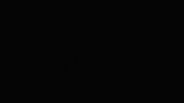Monterrey, Mx. Aircraft With 2 Red Lights Didn't Show Up In Flight Radar. Filmed With A Nikon P900.