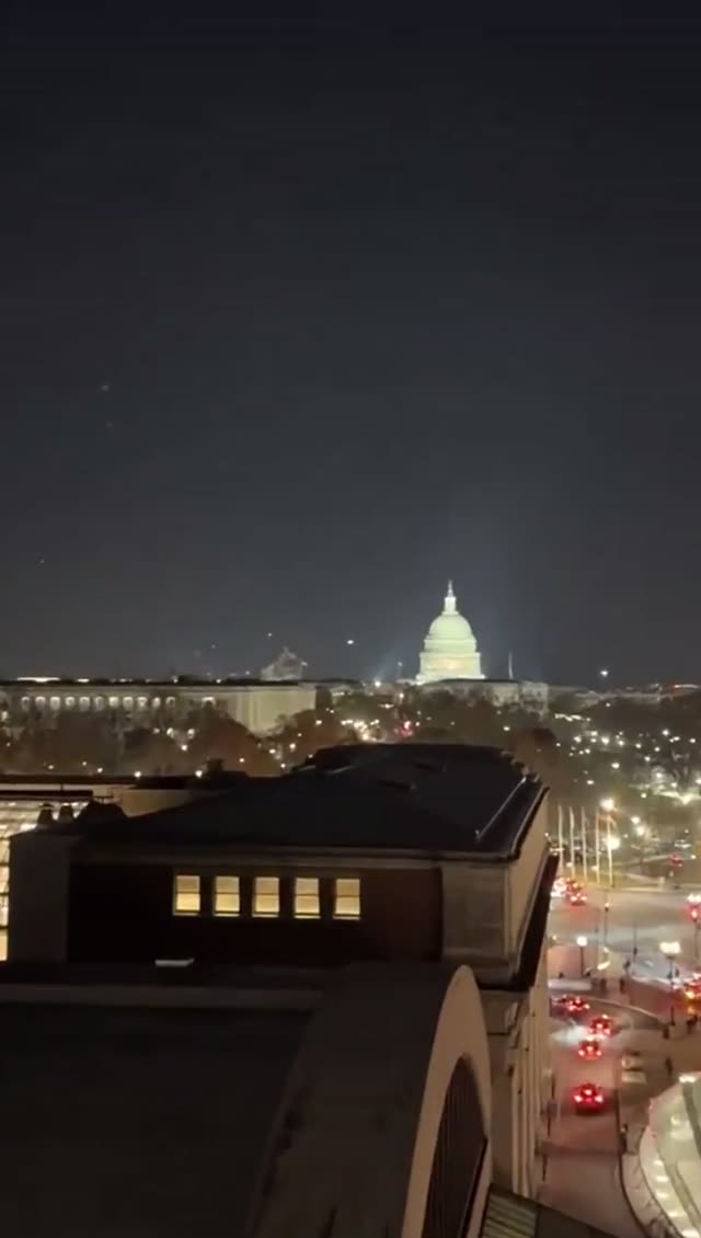Stationary Light Source Observed Over Union Station, Washington Dc 12.13.2024