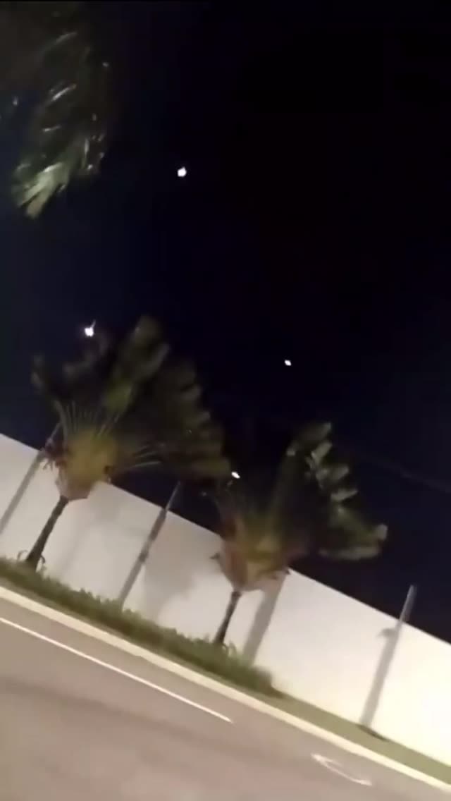 Uber Driver Records Lights In The Sky While Working In Paulinia Sao Paulo Brasil