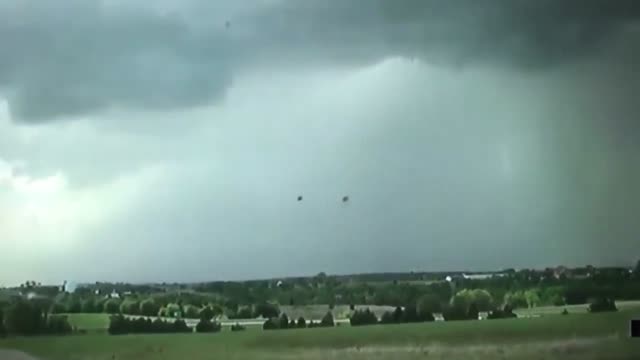 UFO Video – Tulsa, Oklahoma, USA (2017)