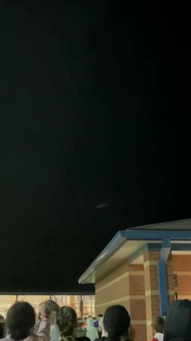 UFO Video – Wentzville, Missouri, USA (September 23, 2022)