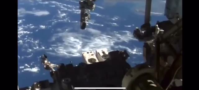 UFO Video – ISS - Low Earth Orbit (August 2022)
