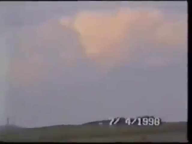 UFO Video – Somerset, England (July 4, 1998)