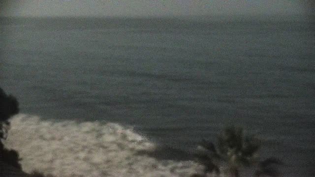 UFO Video – Encinitas, California (May 7, 2020)