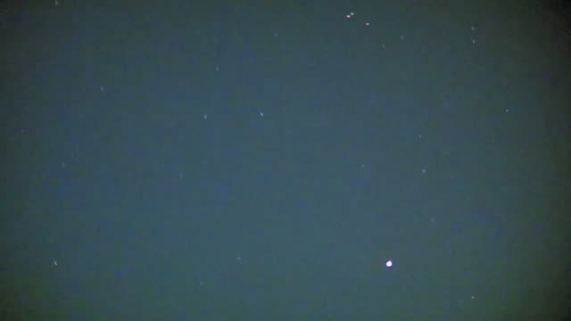 UFO Video – Burlington, Ontario, Canada (October 1, 2022)