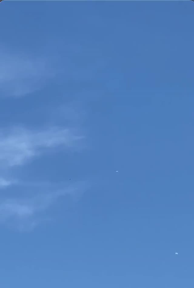 UFO Video – Blue Grass, Iowa, USA