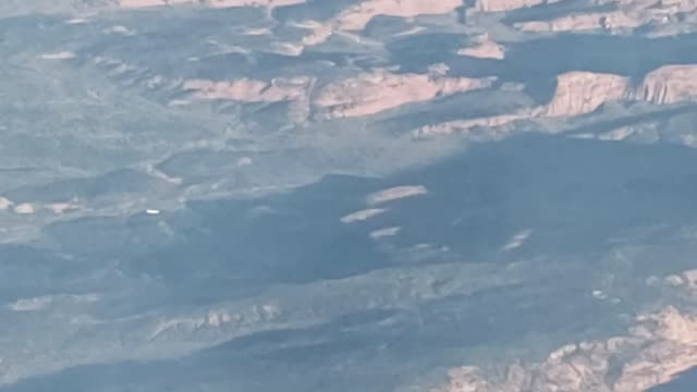 UFO Video – Zion National Park, Utah, USA (November 2, 2022)