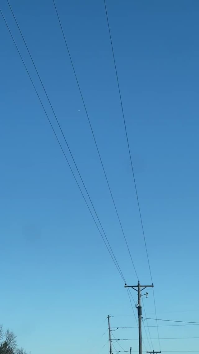 UFO Video – Hager City, Wisconsin, USA (December 6, 2021)