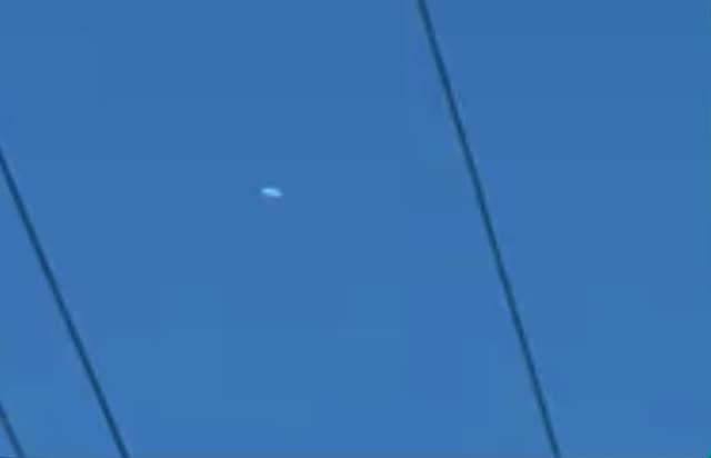 UFO Video – Hager City, Wisconsin (December 6, 2021)