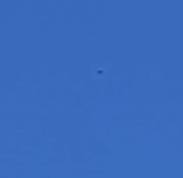 UFO Video – Centereach, NY (December 1, 2022)