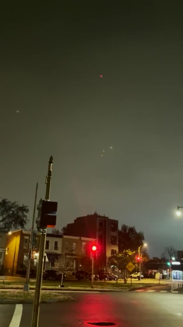 UFO Video – Washington DC (December 11, 2022)