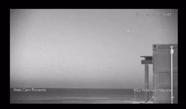 UFO Video – Rosarito, Baja California, Mexico (November 2022)