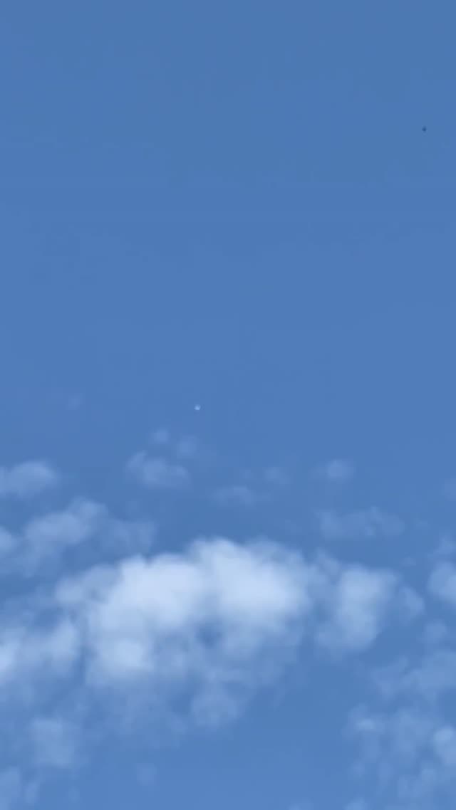 UFO Video – Abingdon, Maryland, USA (April 16, 2022)