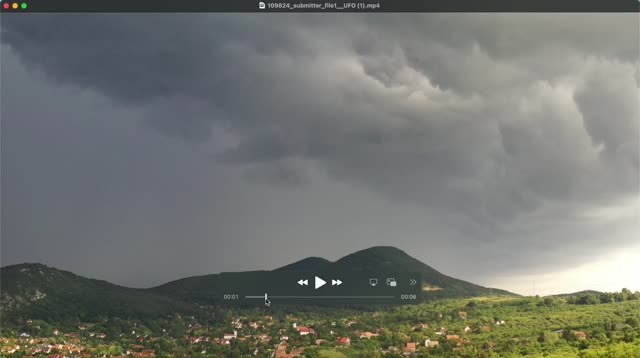 UFO Video – Csobánka, Hungary