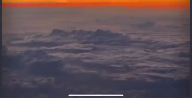 UFO Video – South China Sea (December 4, 2021)