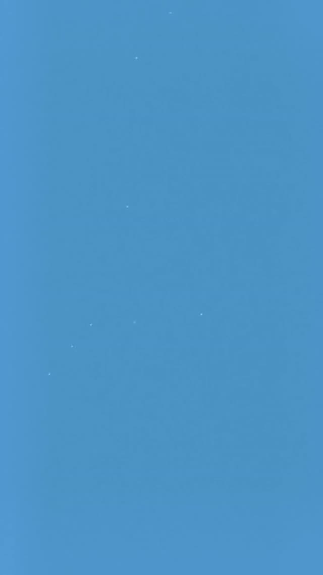 UFO Video – Dublin, Ireland (March 2, 2023)
