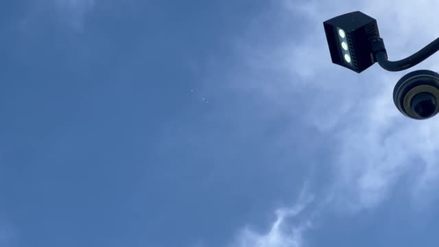 UFO Video – Los Angeles, California (March 27, 2023)