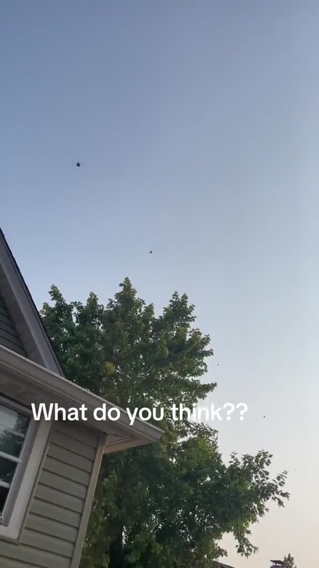 UFO Video – Chicago, Illinois, USA
