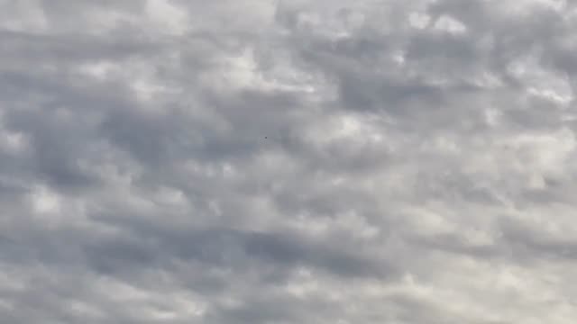 UFO Video – Potterville, California, USA (December 17, 2023)