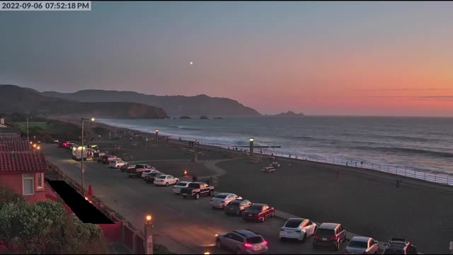 UFO Video – Pacifica, California, USA (September 6, 2022)