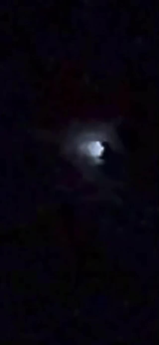 UFO Video – Suffolk, England (November 23, 2024)