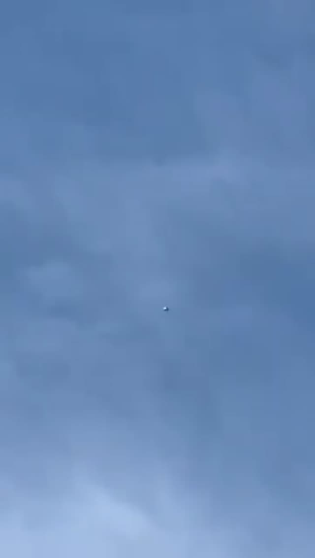 UFO Video – Wiltshire, UK (December 22, 2024)