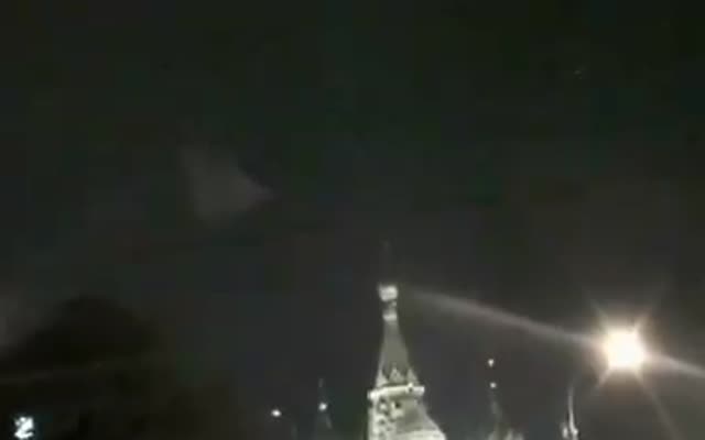 UFO Video – Kremlin, Russia (December 9, 2009)