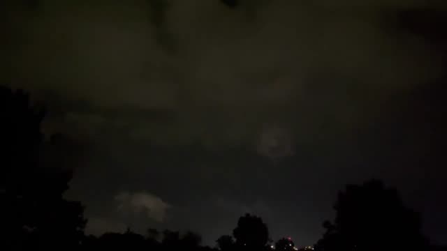 UFO Video – Festus, Missouri, USA (August 20, 2022)