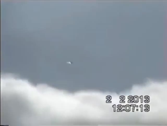 UFO Video – El Paso, Texas (February 2, 2013)