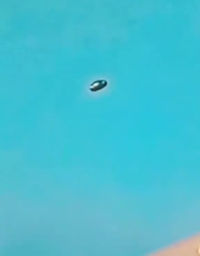 UFO Video – Antofagasta, Chile (October 25, 2025)