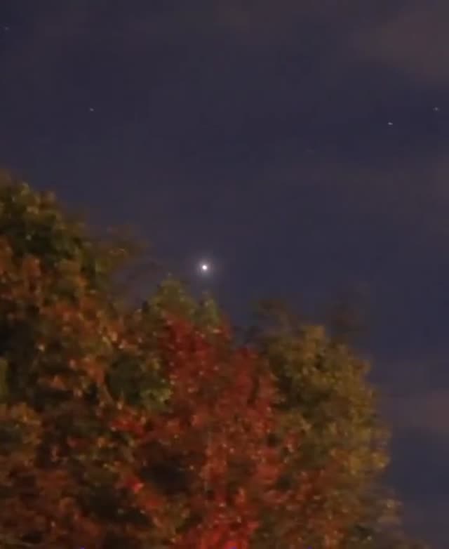 UFO Video – Toms River, New Jersey, USA (October 19, 2025)
