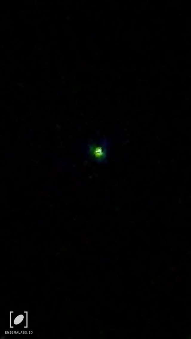 UFO Video – Pahoa, Hawaii, USA (October 14, 2025)