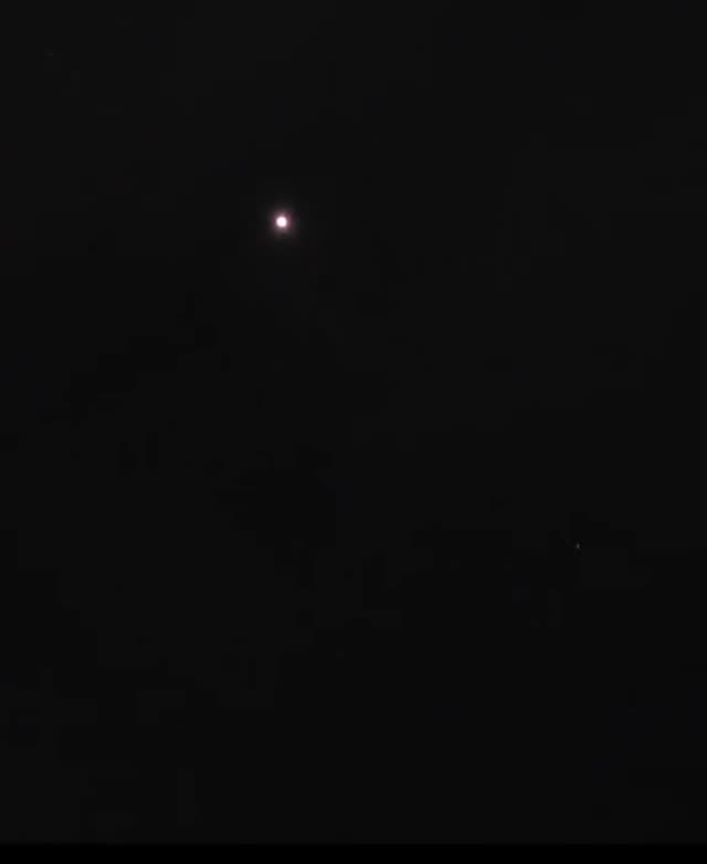 UFO Video – Piscataway, New Jersey, USA (October 11, 2025)