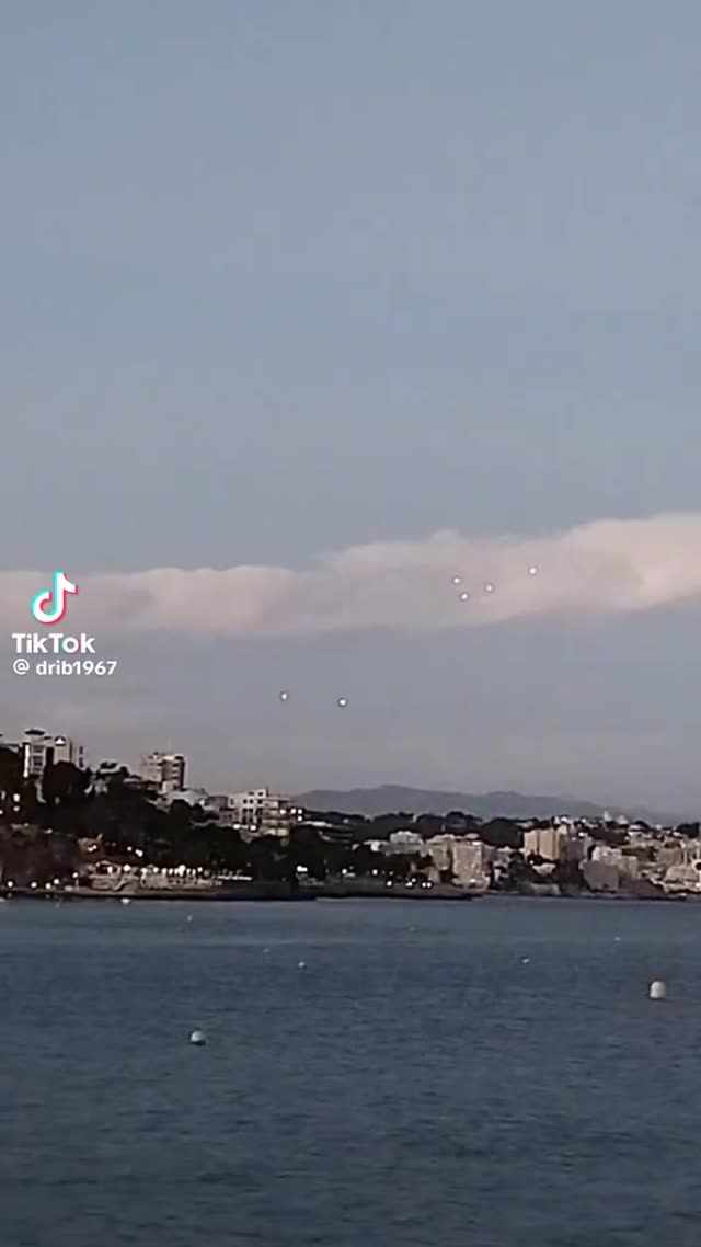 UFO Video – Illetas, Palma de Mallorca, Balearic Islands, Spain (October 8, 2025)