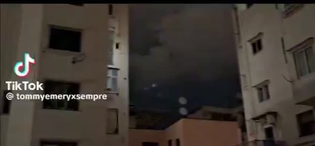 UFO Video – Bari, Italy (October 3, 2025)