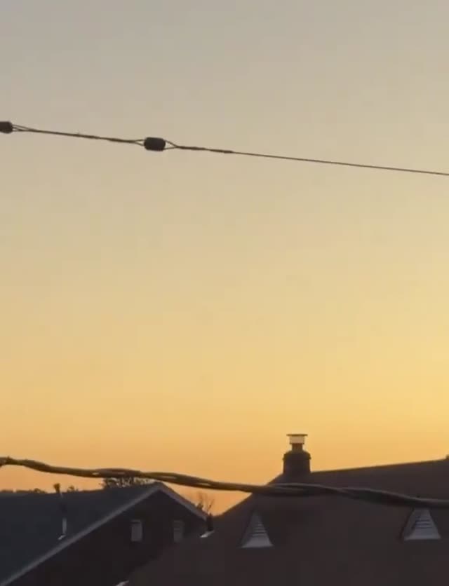 UFO Video – Dayton, Ohio, USA (October 6, 2025)