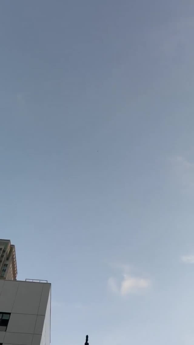 UFO Video – Brooklyn, New York, USA (October 3, 2025)