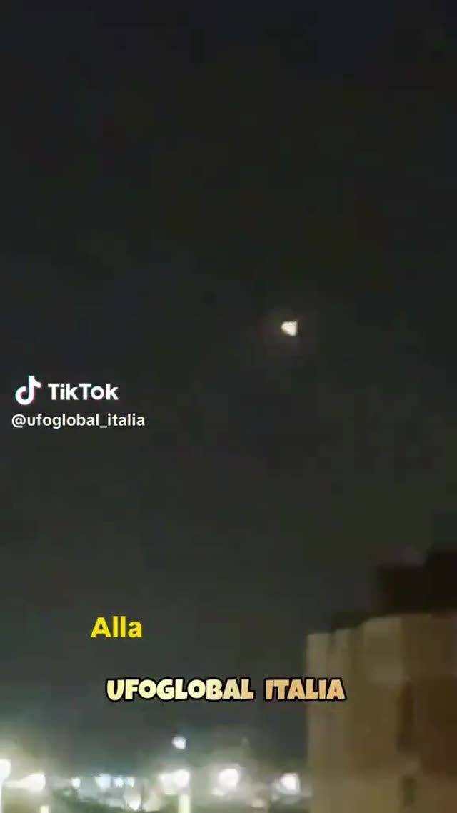 UFO Video – Castelverde, Rome, Italy (September 29, 2025)