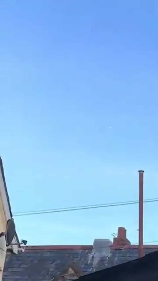 UFO Video – Devonshire, England, UK (December 1, 2024)