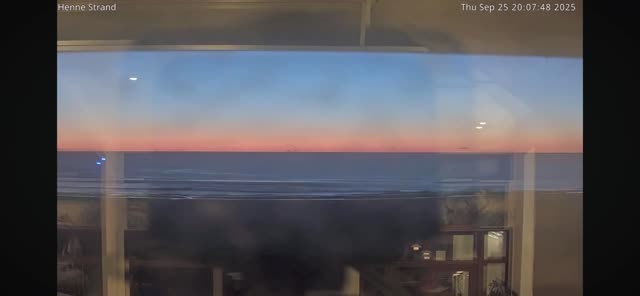 UFO Video – Henne Strand, Denmark (September 25, 2025)
