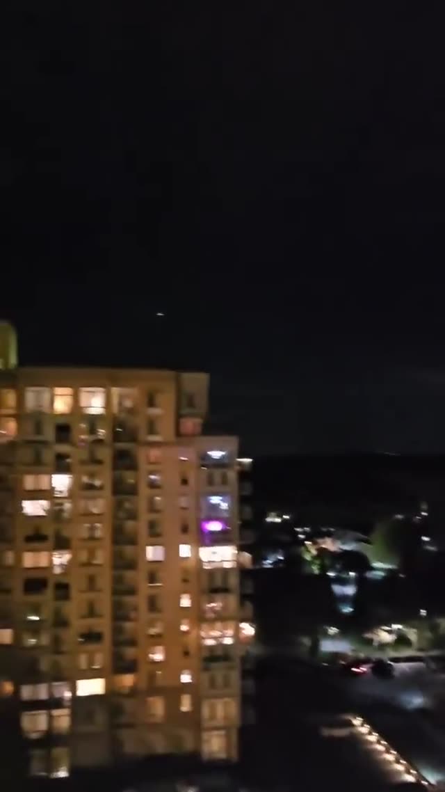 UFO Video – Washington DC, USA (October 26, 2025)