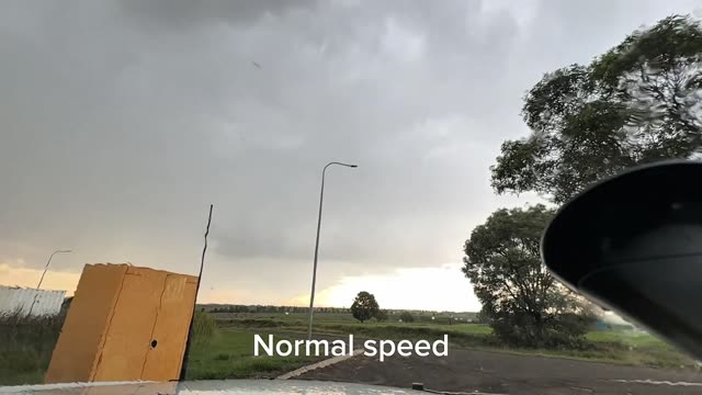 UFO Video – Roma, Australia (November 20, 2025)