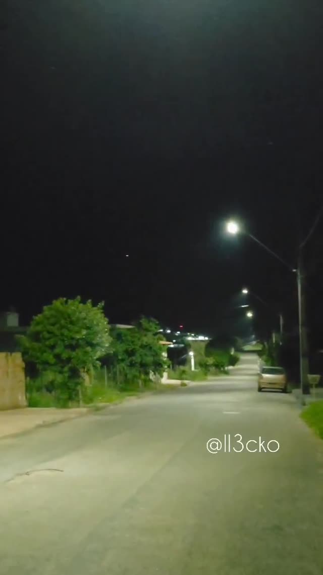 UFO Video – Conselheiro Lafaiete, Brazil (November 30, 2025)