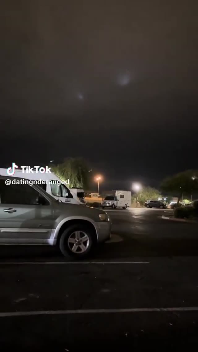 UFO Video – Phoenix, Arizona, USA (December 26, 2025)