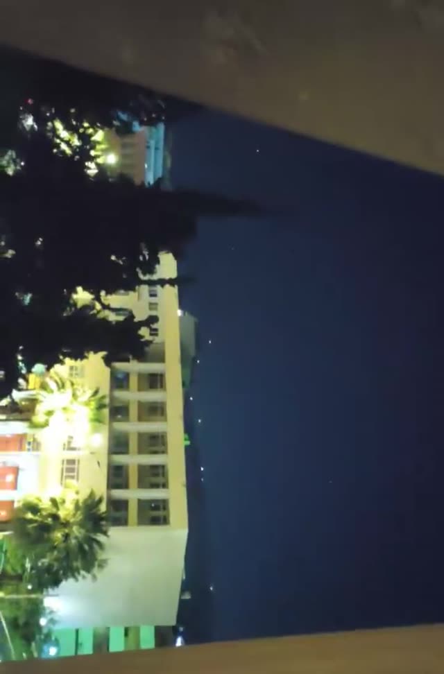 UFO Video – Nikaia, Attica, Greece (December 28, 2025)
