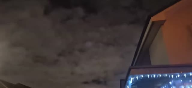 UFO Video – Glasgow, Scotland, UK (December 26, 2025)