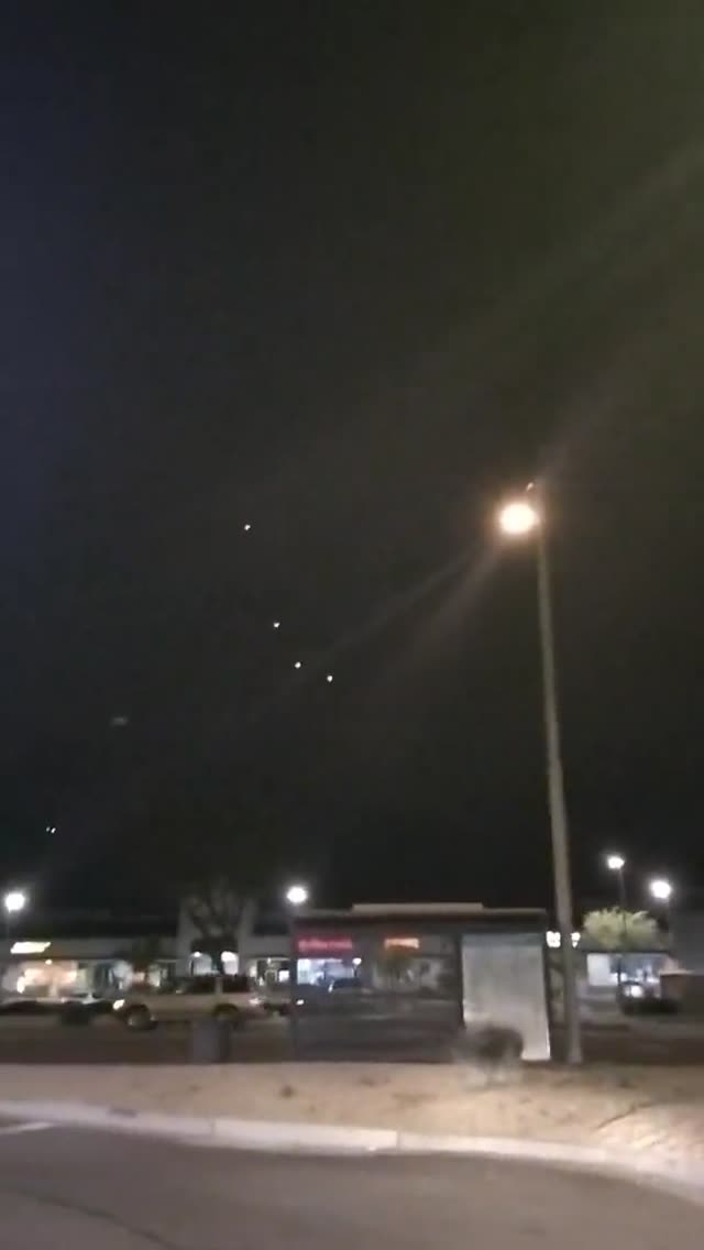 UFO Video – Phoenix, Arizona, USA (January 29, 2022)
