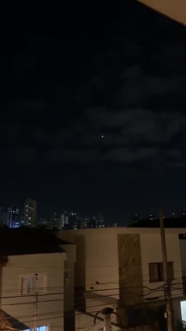 UFO Video – Magé, Rio de Janeiro, Brazil