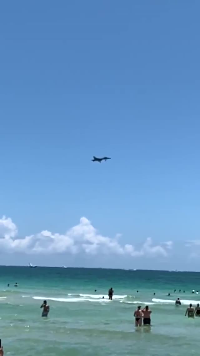 UFO Video – Miami (2022)